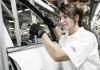 Rękawice medyczne usprawnią ergonomię produkcji Audi