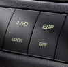 Hyundai wprowadza do oferty nową wersję Tucsona z seryjnym ESP